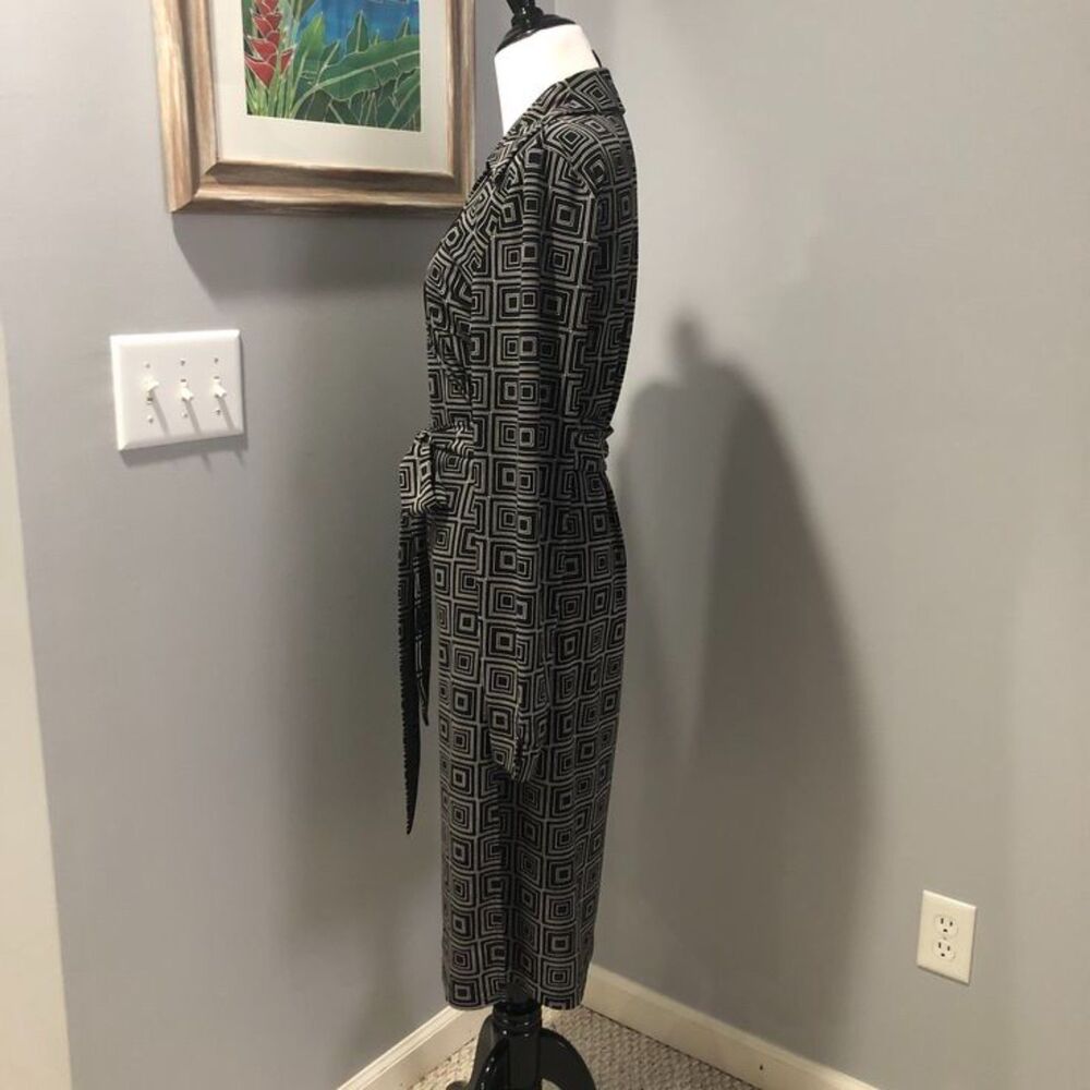 Express Black White Geometric Pattern French Cuff… - image 5